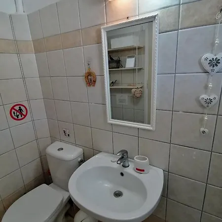 Apartment Agapi Acharavi A 50m De La Mer, 400m Du Centre