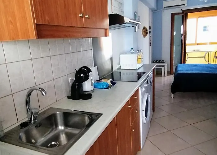 Agapi Acharavi à 50m De La Mer, 400m Du Centre Appartement Akharavi
