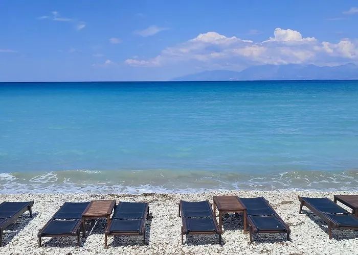 Agapi Acharavi à 50m De La Mer, 400m Du Centre Appartement Akharavi